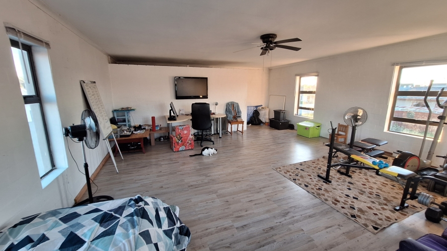4 Bedroom Property for Sale in Velddrif Western Cape